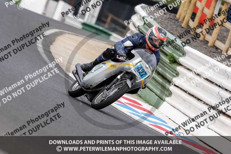 Vintage motorcycle club;eventdigitalimages;mallory park;mallory park trackday photographs;no limits trackdays;peter wileman photography;trackday digital images;trackday photos;vmcc festival 1000 bikes photographs